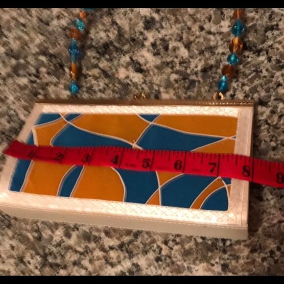 Art Styles Vintage Bag With Beaded Handle - Picture 6 of 7